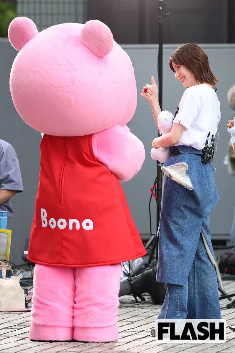 3w4k0's tweet photo. ほんまにかわいくてありがとう😭😭😭😭😭😭😭😭😭😭😭😭😭😭😭😭😭😭😭😭😭😭😭ブーナちゃんにメロメロな若菜さんにわたしがメロついてる🤤⸝⸝⸝♡これその場で見れたの幸せすぎたな(ᐢ ̥_  ̫ _ ̥ᐢ)🩷 https://t.co/xHKLAprfgA