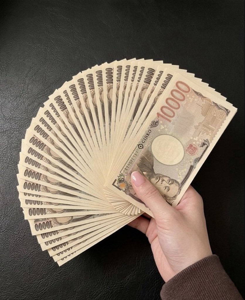 mdemirx's tweet photo. 月いくらあれば生活できるの？

①35万
②50万
③もっと https://t.co/eV1o3vdZxt