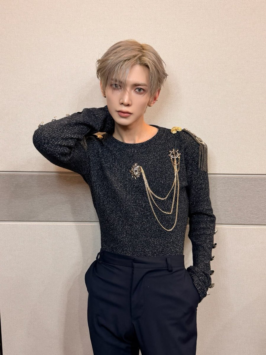1024updates's tweet photo. [📷] 260810 | YEOSANG 

#ATEEZ #에이티즈 #YEOSANG https://t.co/fAzfHYq9UP