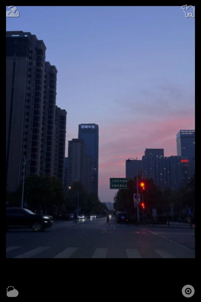 el_khay1's tweet photo. Running in the morning fosters a disciplined and conscientious approach to life. Diligently adhering to every minor task molds a meticulous and dependable character.🥎Peach preserves tucked into glass containers https://t.co/5YTCvXHoAR