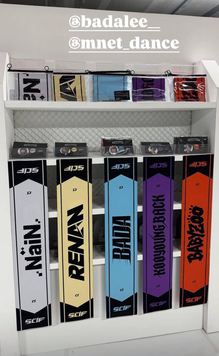 fxntazeii's tweet photo. want them sooooo bad 😩 https://t.co/q3wKj5D5k4