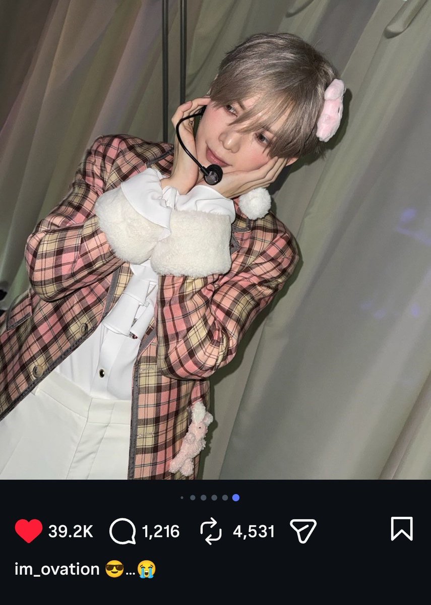 YeosangGlobal's tweet photo. is this about to be a new yeosang thing. does he know how cute he is for this https://t.co/Pj8qj6ZZdE