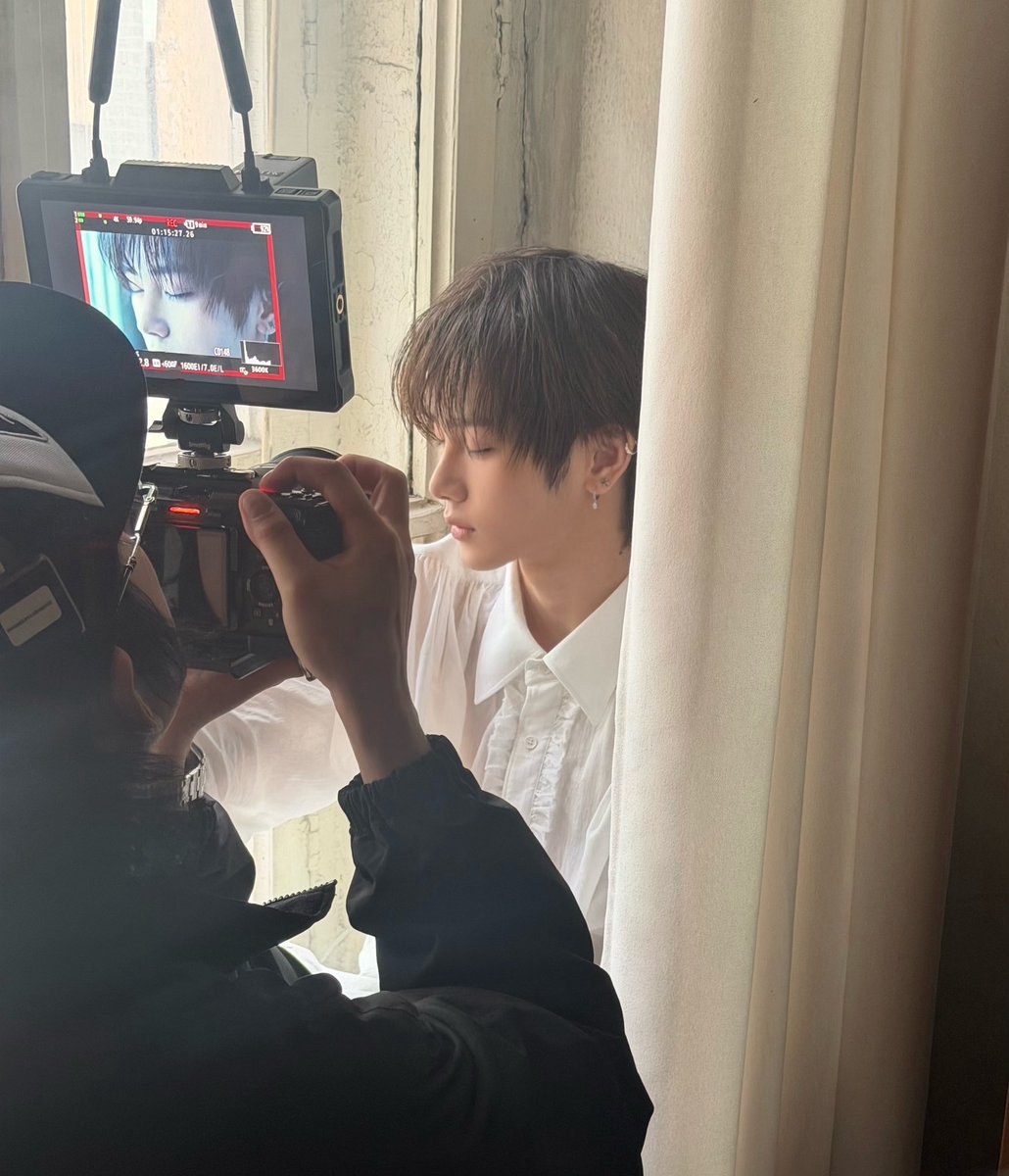 xanie__'s tweet photo. 이거 웹툰 아니고 진짜 사람 맞음? 그림아닌거확실함? https://t.co/EcNcbjSlmC