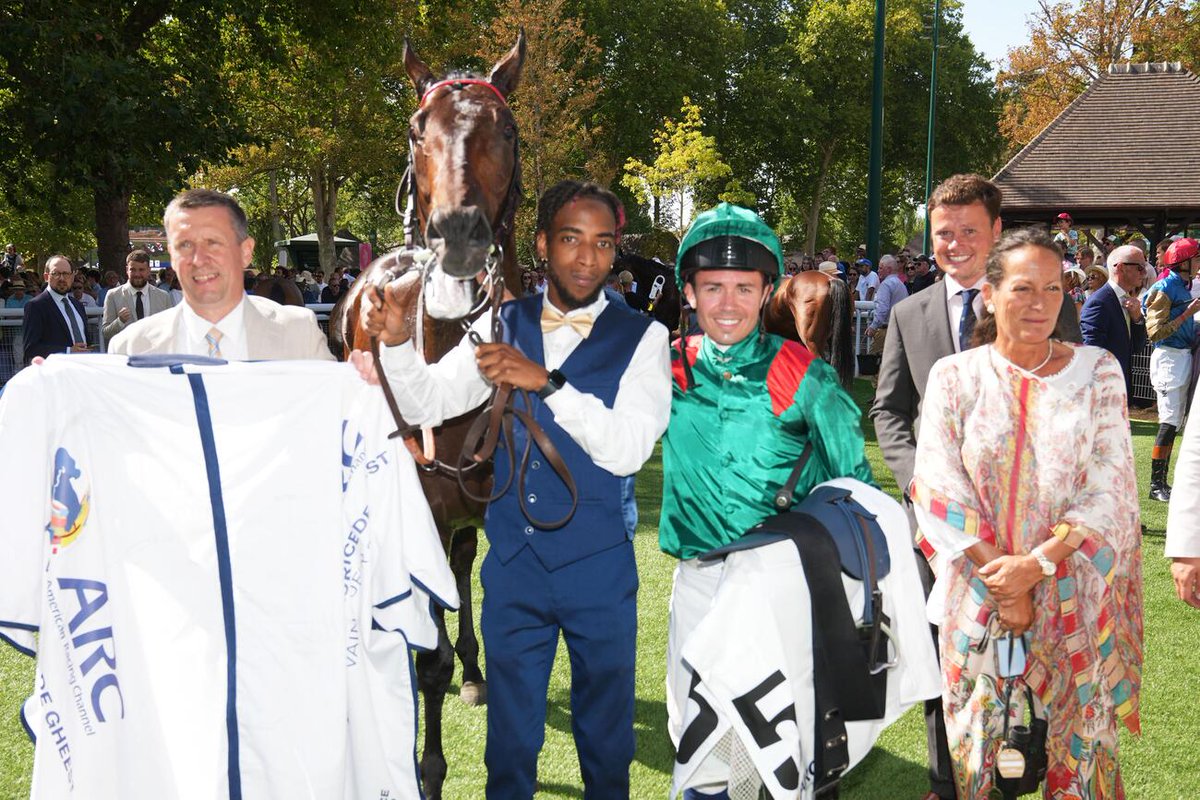 canalturf's tweet photo. 🏁Arrivée #pmu Arc Prix Maurice de Gheest  (Gr. I), dimanche 9 août à Deauville 
🏇SAMANGAN 🟢🔴résiste à toutes les attaques 
▶️https://t.co/Q5T0aShRJQ @GraffardRacing @AgaKhanStuds @mickaelbarzalon #resultatsDeauville