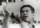 IvanCepedaCast's tweet photo. MANUEL CEPEDA VARGAS

Hoy se cumplen 32 años del asesinato del senador de la República, Manuel Cepeda Vargas; magnicidio perpetrado como parte del genocidio contra la Unión Patriótica. 

La memoria y el ejemplo de su compromiso con el pueblo colombiano nos acompañan siempre.

Hoy, debemos reiterar que estamos preparados para impedir cualquier intento de perseguir de nuevo a las fuerzas progresistas, o de desencadenar en su contra de nuevo prácticas genocidas.