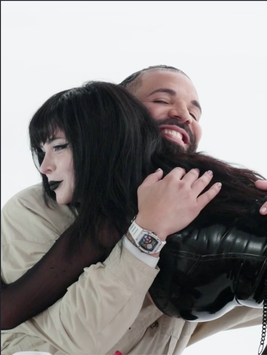 thatboyhersch's tweet photo. @FocusOnChain_ @Drake https://t.co/YYdzPg5eZS
