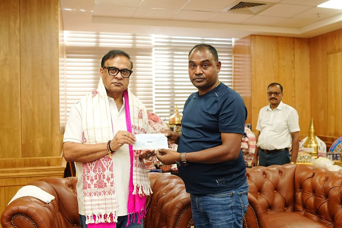 CMOfficeAssam's tweet photo. Generous contributions to the Chief Minister’s Relief Fund (CMRF):

✅ Shri Raju Chandra Basumatary – ₹16 lakh
✅ Shri Sanjay Nahata, UCN Construction Company Private Limited – ₹21 lakh
✅ Shri Nipul Kalita – ₹10,00,111
✅ Rishab Jain – ₹11 lakh
✅ Shri Surjit Sinha, Sonalika Tractor Dealer – ₹10 lakh
✅ Mahaveer Intercontinental Service Organisation (MISO) – ₹5 lakh
✅ Shri Bikash Sarma – ₹10,00,101