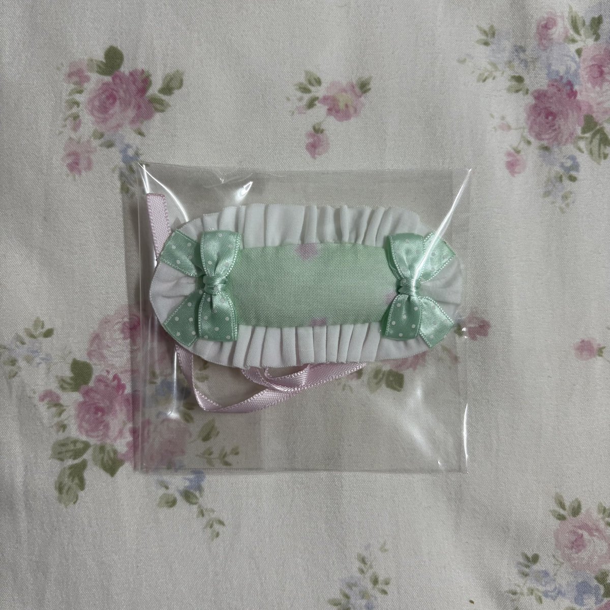 bunnyjammm's tweet photo. wts / ส่งต่อ ผ้าคาดหัวตุ๊กตา 🍈

ผ้าคาดหัวตุ๊กตา พรีจากร้านคุณนิ้ง สีออกเขียวนะคับ

* 100 ฿ รวมส่ง 🫶🏻
สนใจ dm  เพิ่มเติมค่า
#ตลาดนัดsanrio #พรีออเดอร์เกาหลี #ชุดตุ๊กตา https://t.co/21G4WigA6v