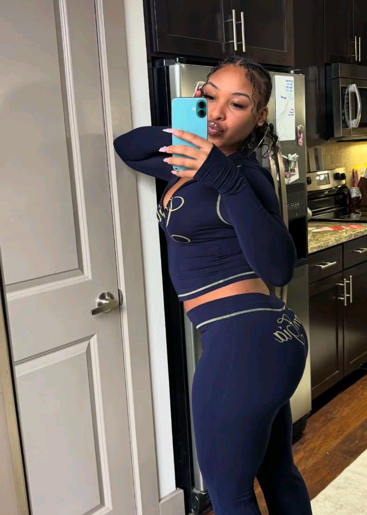 EllaSmith3sqb's tweet photo. I Am Looking For A Long Lasting Relationship With A Loving And Caring Man That Would Do Anything For Me https://t.co/rJJROn66H6