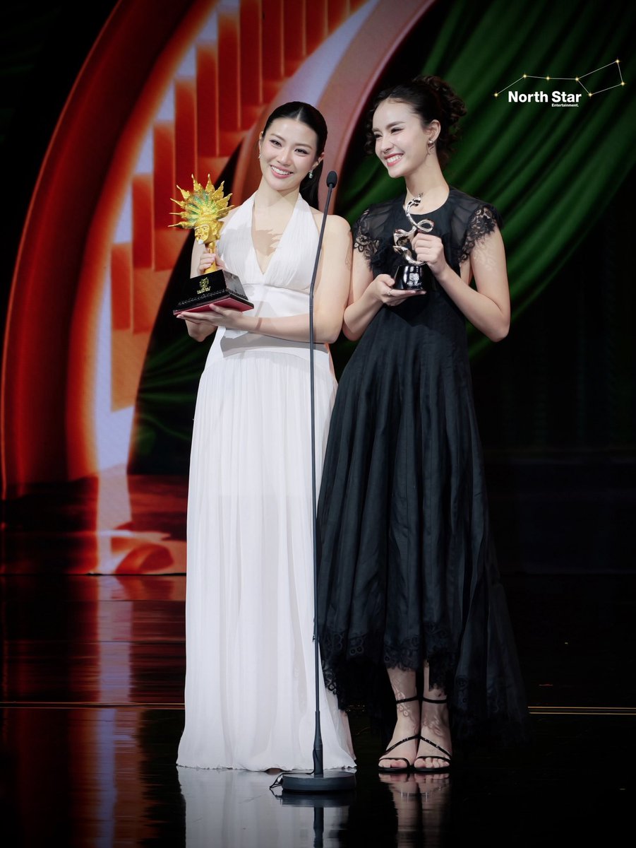 LunarSecret__'s tweet photo. ขอบคุณเวที นาคราช อวอร์ด ครั้งที่ 8 สำหรับรางวัลสุดยอด “Girl’s Love ดาวรุ่งแห่งปี” 🏆🙏🏻

GINNY JAYNA 8TH NAKARAT AWARDS 
#GINJAYxNakaratAwards2026 https://t.co/OKgNcj9Cl8