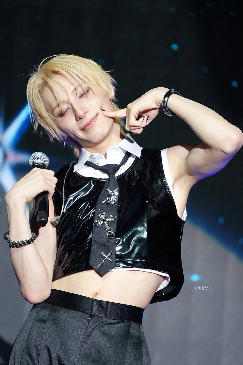 _lxxve_'s tweet photo. [260809]
2026 XLOV ASIA TOUR <SERVING-X> IN HONGKONG
🫳🏻👼🏻

#XLOV #엑스러브
#HARU https://t.co/b6bVkfgU5j