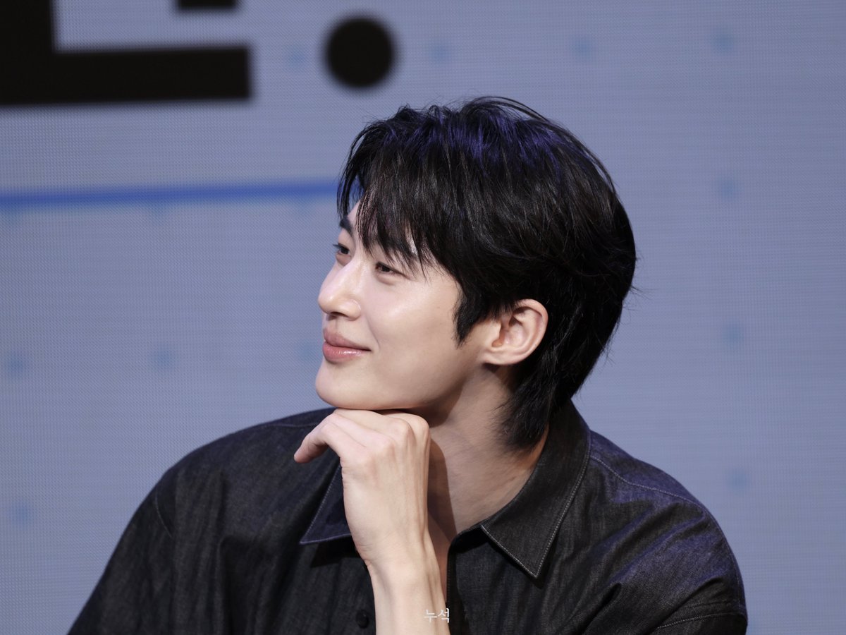 190nuseok's tweet photo. 260809 다슈팬밋업

#변우석 #ByeonWooSeok https://t.co/FoHmfrkme6