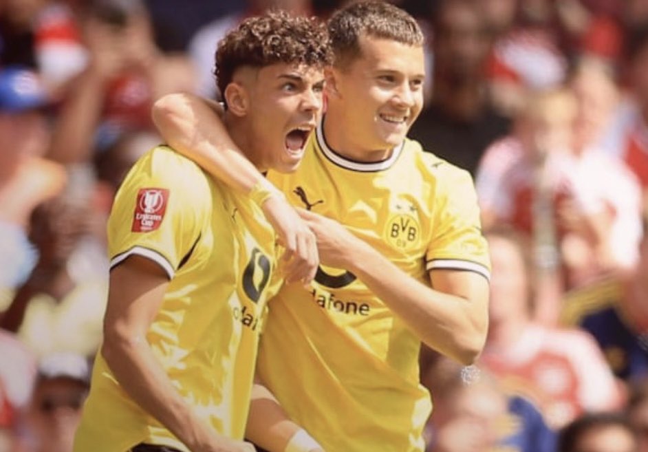 BorussiaDo09's tweet photo. 🖤💛 Borussia gewinnt Emirates Cup 🖤💛

Borussia Dortmund hat das Testspiel im Emirates Cup am 9. August 2026 im Emirates Stadium in London mit 3:2 gegen den FC Arsenal gewonnen.
Für Borussia Dortmund war der Sieg ein gelungener Härtetest gegen einen europäischen Spitzenklub. https://t.co/GQQfN5sgP8