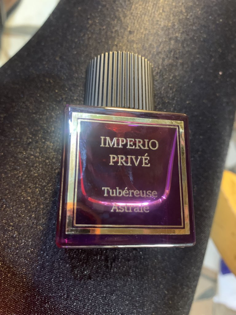 Rian_dperfumer's tweet photo. 4k https://t.co/O2LsSpkjKM