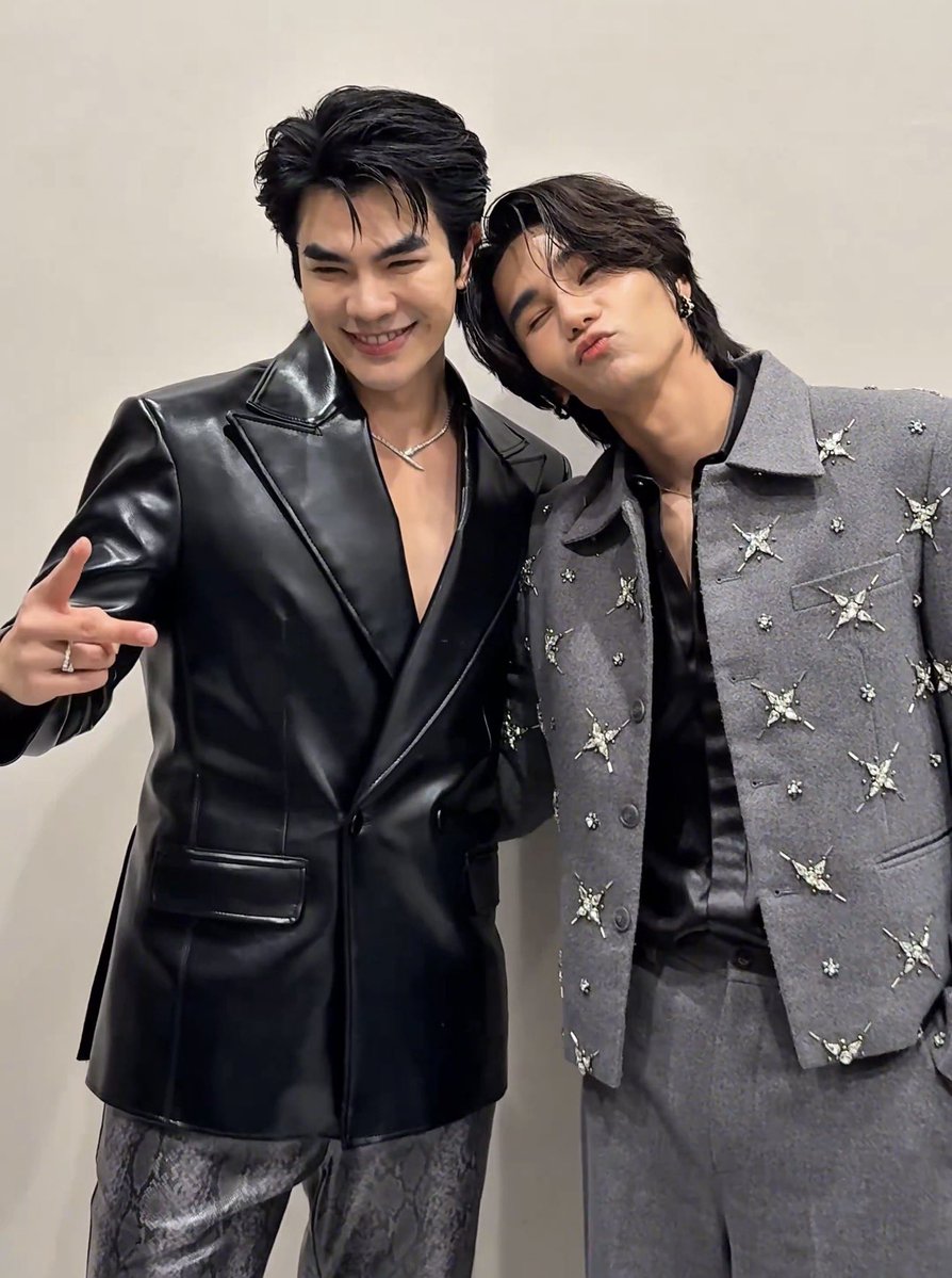 dpentm's tweet photo. ฮีรักพี่มายของฮีอยู่เป็นจำนวนมากก มายเจฟค่ตจาน่ารักกันเลยอะ😭😭😭😭 https://t.co/wUnTuPpvTL
