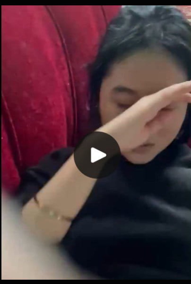 dittadla's tweet photo. video viral terbaik ni kt bio💯#tudung #awektudung #awekmelayu #awekcun https://t.co/vdiluftT3v