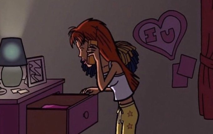 barbie_context's tweet photo. yo a las 3 am recordando que hay una camiseta que no he visto en mucho tiempo https://t.co/M1lR36xuib