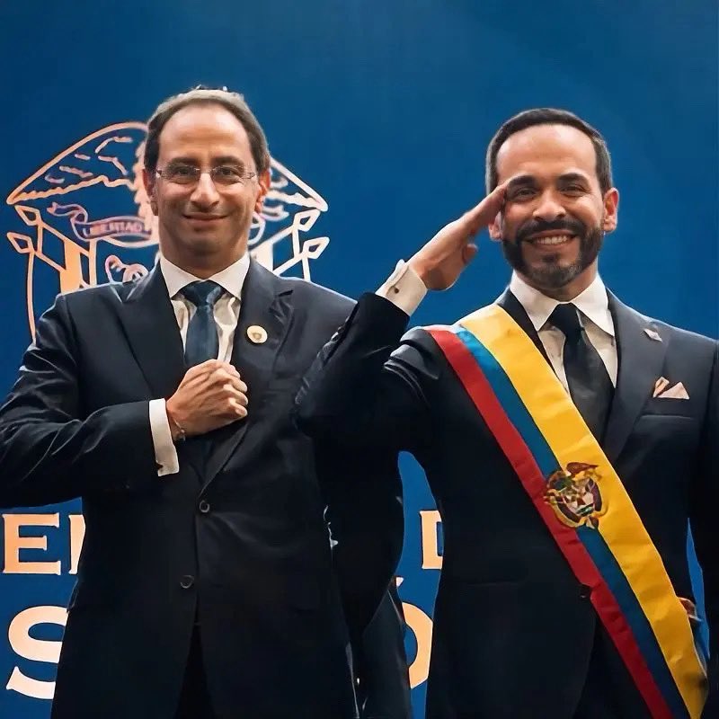 RocioInfantesb's tweet photo. Hoy es domingo de ir a la iglesia y agradecer que Dios salvó a Colombia de volver a caer en el socialismo y comunismo y nos bendijo con estos dos patriotas.  🙌🏻🇨🇴 https://t.co/YVtTpvjv1l