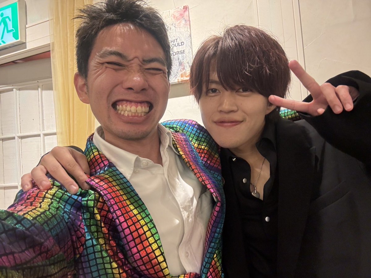 k_takeuchi0328's tweet photo. Cave Music Museum 
~なかじ・マエノミドリYUTA共同生誕祭~

ご来場、ご視聴ありがとうございました🙇‍♂️
なかじさん&amp;YUTAくん改めておめでとうございます🎊👏🏼

年齢が一緒と発覚したのでマエミドさんと急接近させて頂いております😁

そしてフード&amp;ドリンクの差し入れもありがとうございました😆 https://t.co/GkWRRHKakf