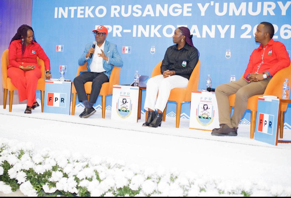 rbarwanda's tweet photo. Umunyamabanga Mukuru wungirije w'Umuryango FPR Inkotanyi, Gasana Stephen, yashimangiye ko iterambere ry’Igihugu ridashoboka mu gihe hakiri abaturage banywa ibinyobwa bitujuje ubuziranenge kuko bibangiza ntibabashe gutekereza neza ku byagira akamaro.

Yabigarutseho kuri iki Cyumweru mu butumwa yahaye abateraniye mu Nteko Rusange ya FPR Inkotanyi ku rwego rw'Intara y'Amajyepfo, yiga ku kurebera hamwe ibyagezweho mu 2025-2026 bigizwemo uruhare n'abanyamuryango. #RBAAmakuru