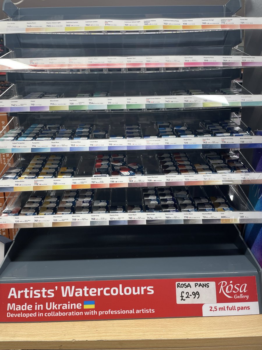 nastasiaKlimash's tweet photo. By the way, did you know that you can buy gouache and watercolours from Ukrainian brand Rosa abroad? I find it really good value for money and use them a lot. For example, my borshch cat was painted with their gouache
Buying Ukrainian products is a great way to support Ukraine https://t.co/COy0pUkCpa