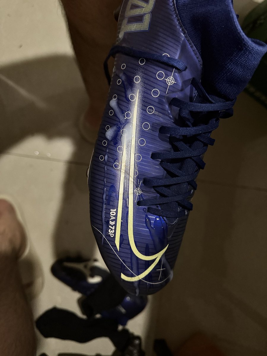KesleyRene41762's tweet photo. 踢完球性欲太强 #射精 #足球鞋 #操鞋 #足球体育生 #足球鞋 #精液 #撸射 https://t.co/EV6V8abVf9
