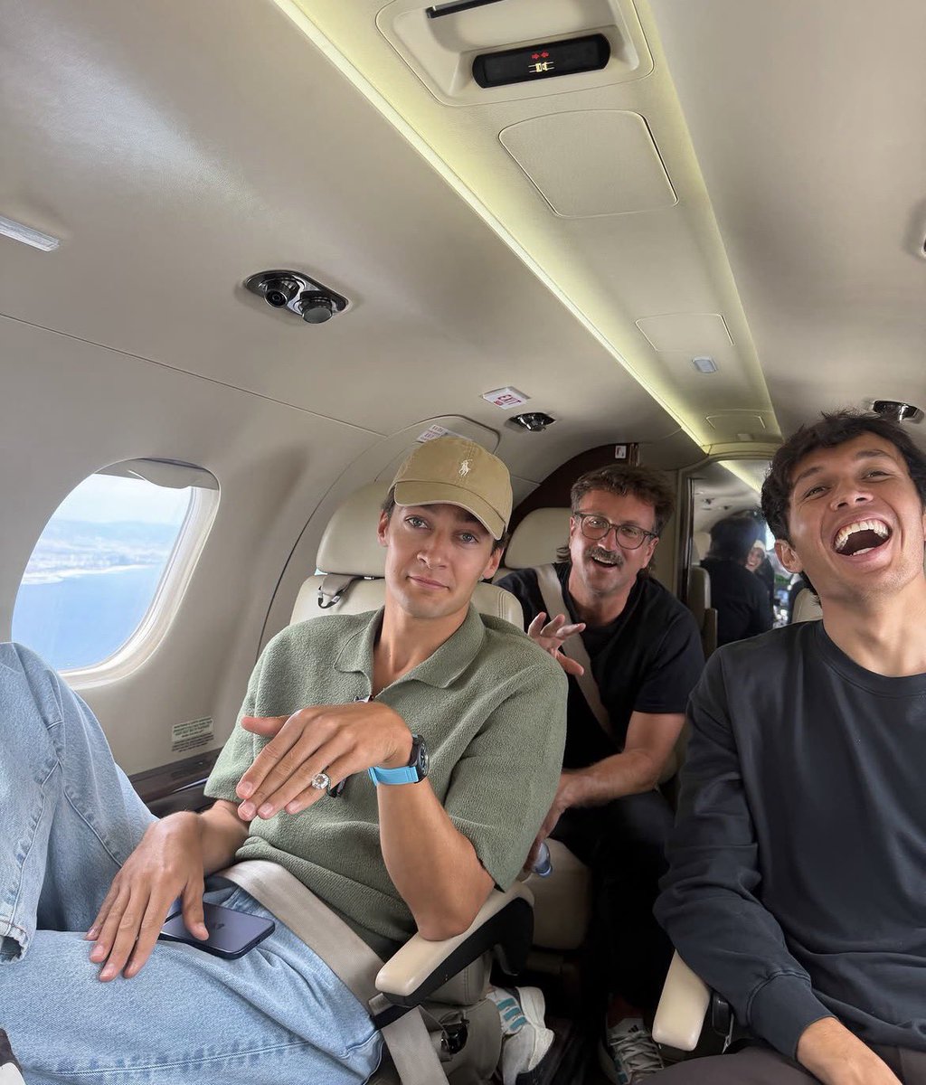 leclercize's tweet photo. oh alex and lily were pressuring tf out of him on the jet that day https://t.co/tDoUgsXvjs