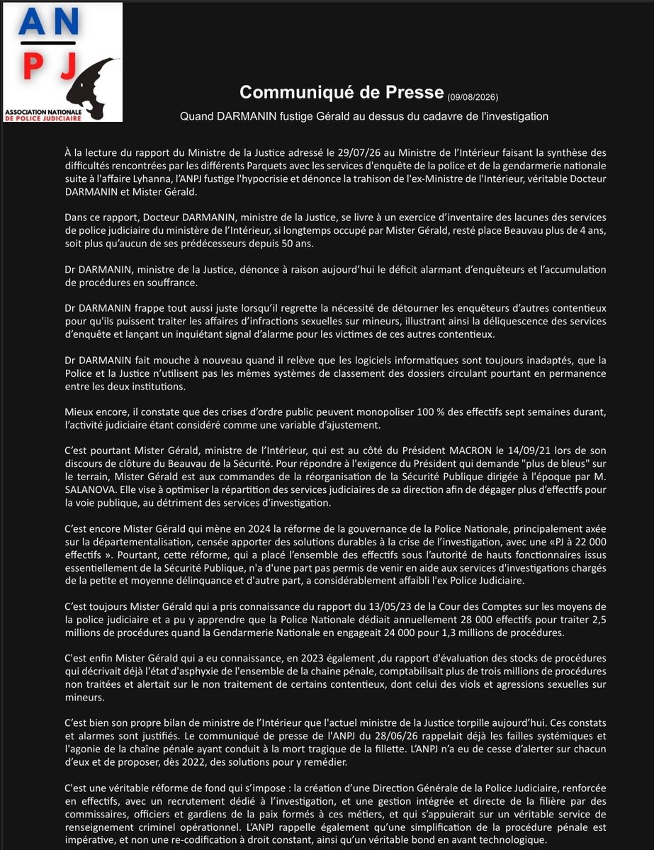 ANPJ_ASSO's tweet photo. COMMUNIQUE DE PRESSE
note de @justice_gouv  @GDarmanin  adressée à @NunezLaurent  et @Interieur_Gouv . 
Dr Darmanin et Mister Gérald.
10 ans de choix politiques ont detruit ma Police Judiciaire.
Une reforme tournee vers l'ordre public.
Et un fiasco annoncé. https://t.co/GIzpGBwMHv