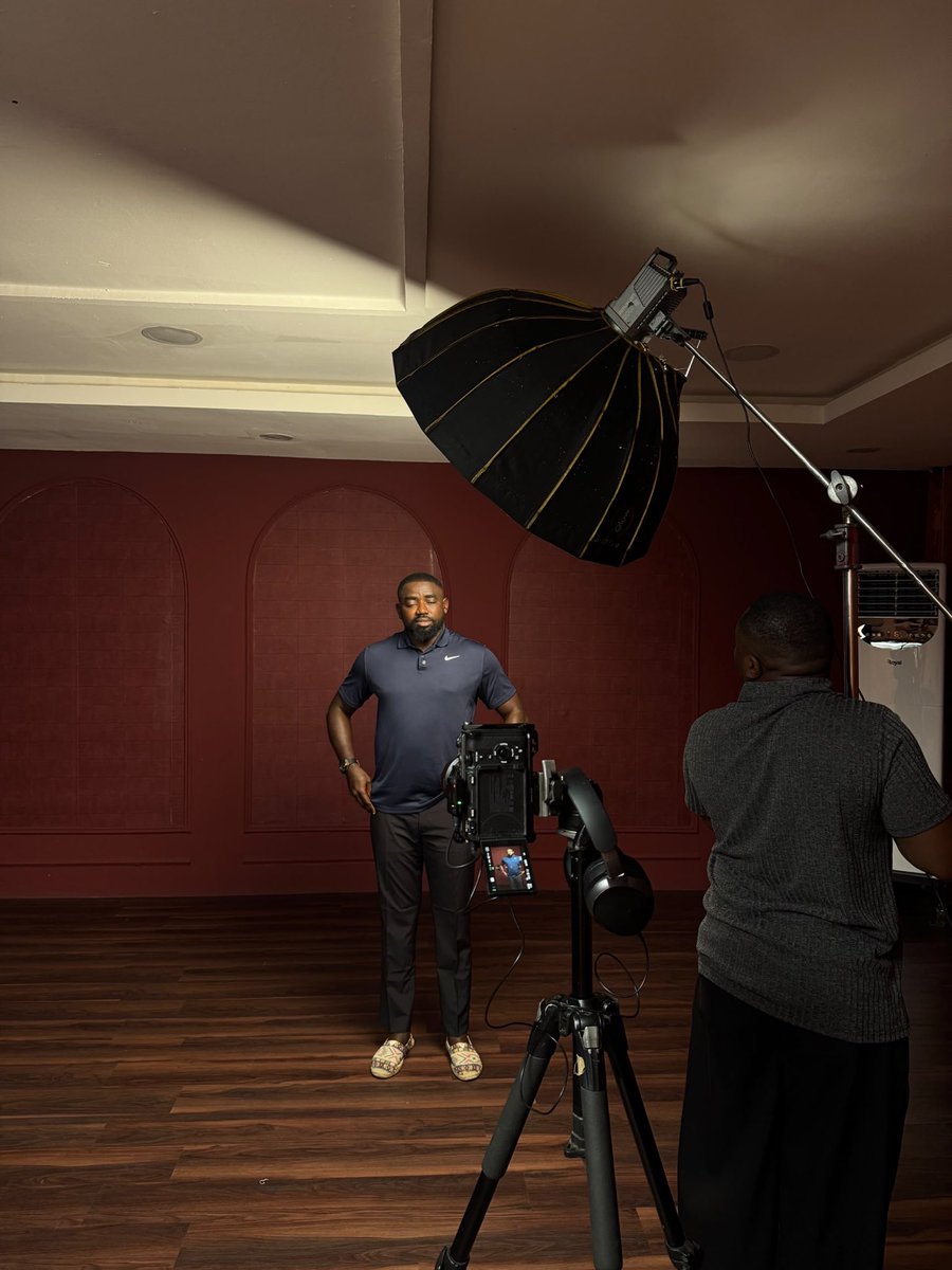 startupIn60's tweet photo. Lights, camera and a founders story. Something big is dropping on in60 very soon.
Behind the scenes of our in60 video feature with @SemudaraAbayomi
#in60 #behindthescenes #africanstartups #founders https://t.co/ZcB1rkVKub