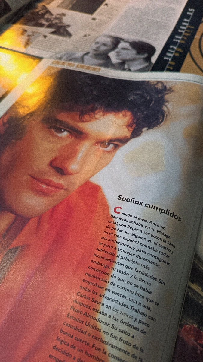 otroetcetera's tweet photo. Nos obsequié un clásico de las revistas cinéfilas. https://t.co/etiNRC0tpM