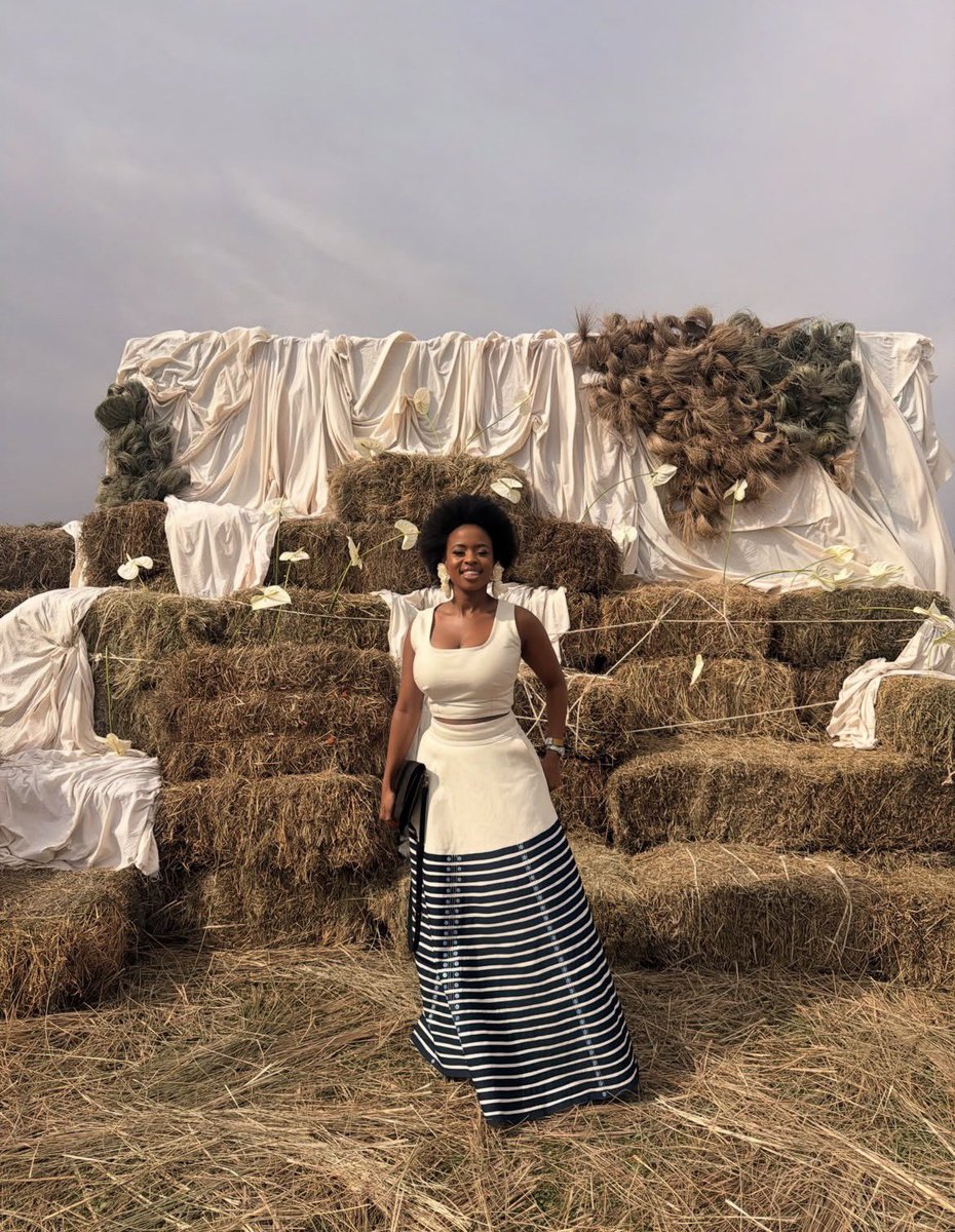 Sinovuyo_1's tweet photo. Happy women day ❤️
#womenday
#uMjoloWithAzola https://t.co/X4OKCcVNvQ