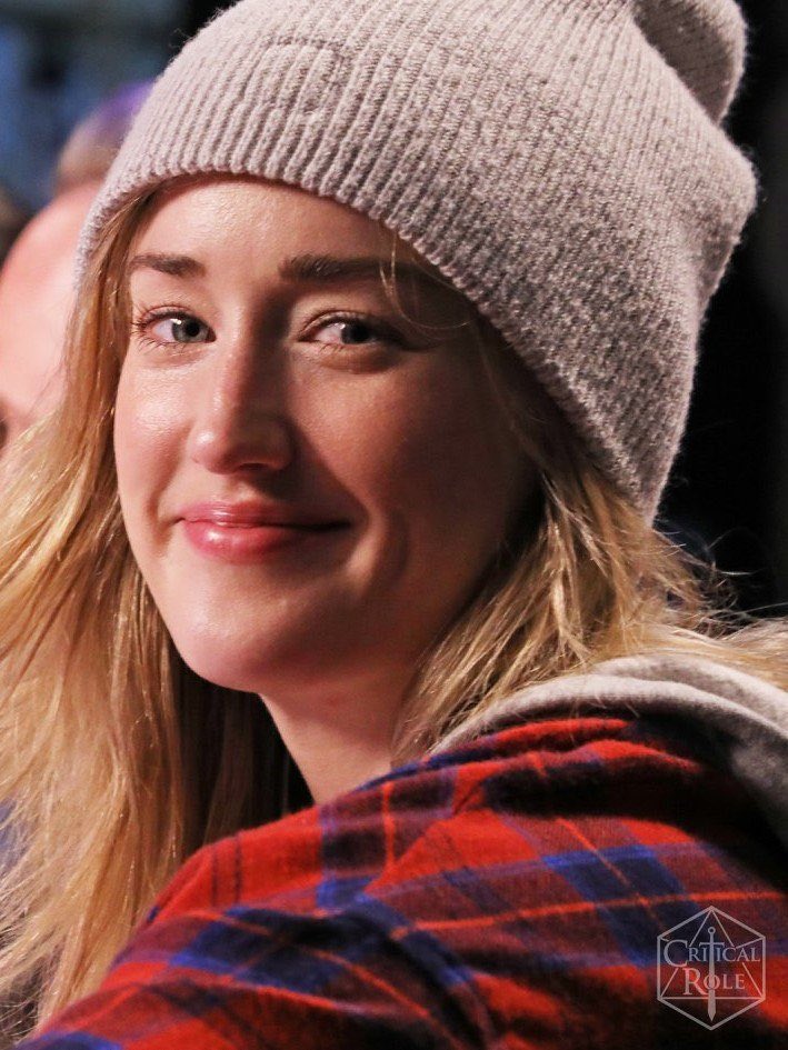 TheLastOfUsBR's tweet photo. Nossa eterna Ellie completa 43 anos hoje. 

Feliz aniversário, Ashley Johnson! 🎂🫶 https://t.co/gG2Czx9uPH