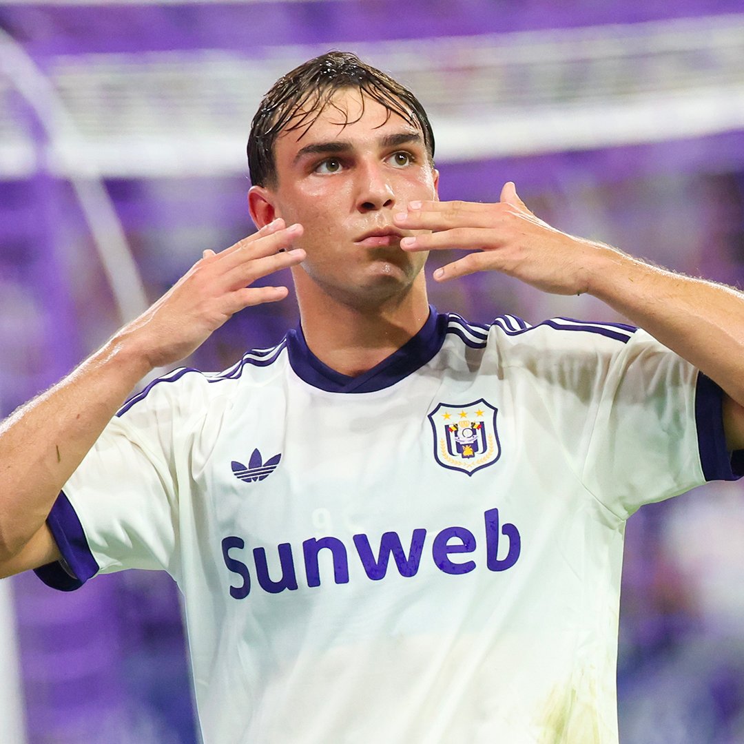 DAZN_BEFR's tweet photo. 🇧🇪 RSC Anderlecht - RAAL La Louvière
🕙 Prise d'antenne à 18h05
📲 Sur DAZN
🔗 https://t.co/qOw4ZsRnIO
🎙️ @JFNSepulchre & Philippe Albert
#ANDRAL https://t.co/CXLhgYdUvY