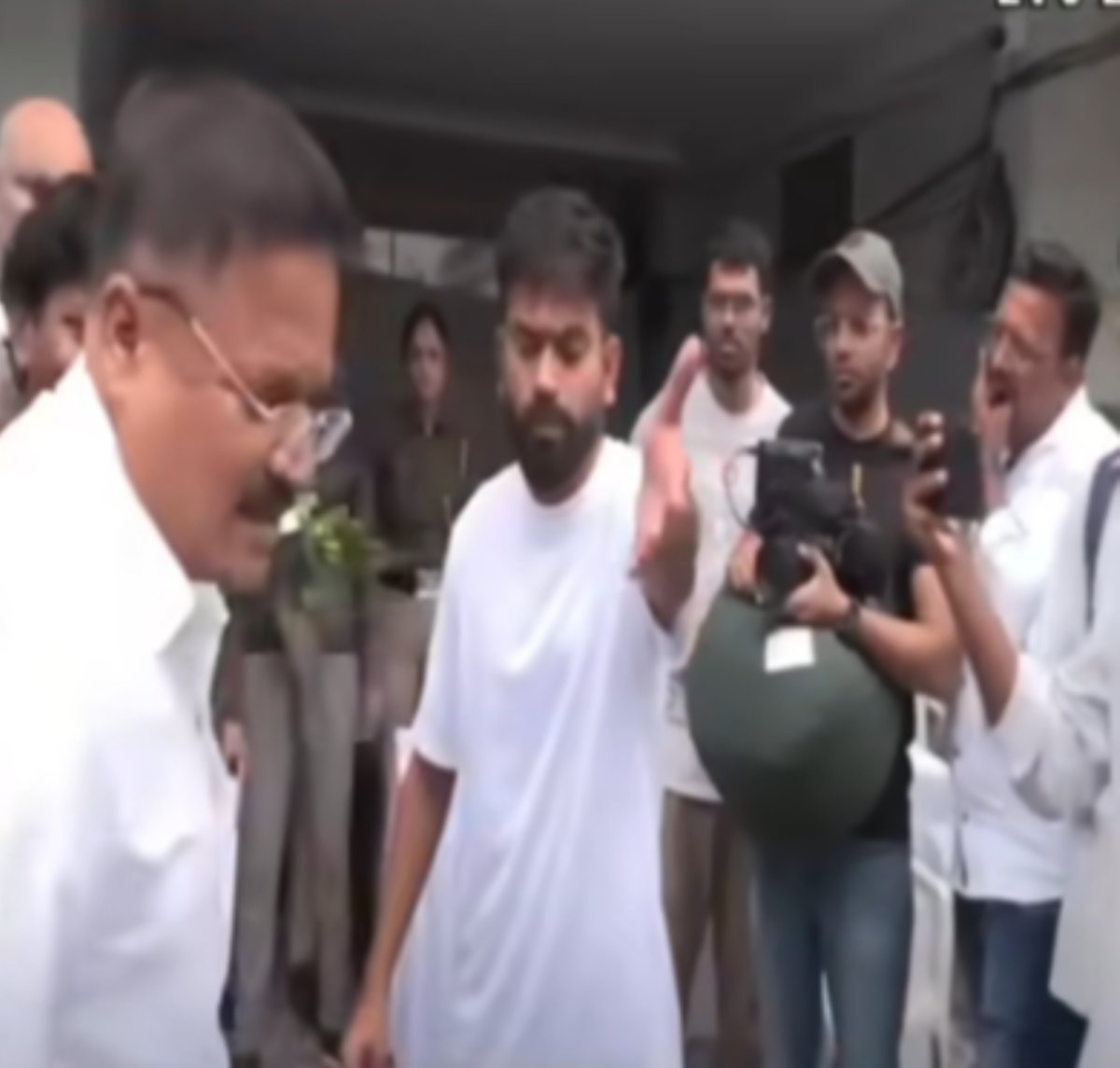 NileshHW's tweet photo. 📢 The officer who got insulted by Abhijeet Dipke (@abhijeet_dipke), made a huge statement

Question - Why were you rude to the people coming to Abhijeet Dipke's house?

Officer - Are you paid by him too? He treats all the media persons nicely because he wants them to publish good things about him. He feeds them all 3 times a day with biscuits, Cokes, bhel puris. He didn't even ask the security guards or us officers even once. He told us to strictly not let anyone enter his house without his permission.

Officer - I just did my duty and then he came down and started shouting at me. My son was there. It would have been so sad for him to see me get humiliated like this. I have served for many years. While he lives in the US and now he thinks he can disrespect me? This same Abhijeet Dipke disrespects Modi ji (@narendramodi), officers, Anna Hazare, every elder. We get it. You want to create a narrative that you are fighting for Gen Z but it doesn't mean you have to disrespect every elder around you. I have served him for a week and I can clearly see that his whole personality is fake."

Abhijeet and his members Ratna Singh (@whattalawyer), Saurav Das (@SauravDassss) and Ashutosh Ranka (@AshutoshRanka) is just a mannerless millennial guy and because of him, Gen Z is getting defamed every day.

#CockroachJantaParty #Cockroach #NEET #AbhijeetDipke #Maharashtra #MaharashtraPolice #MumbaiPolice #DevendraFadnavis #EknathShinde