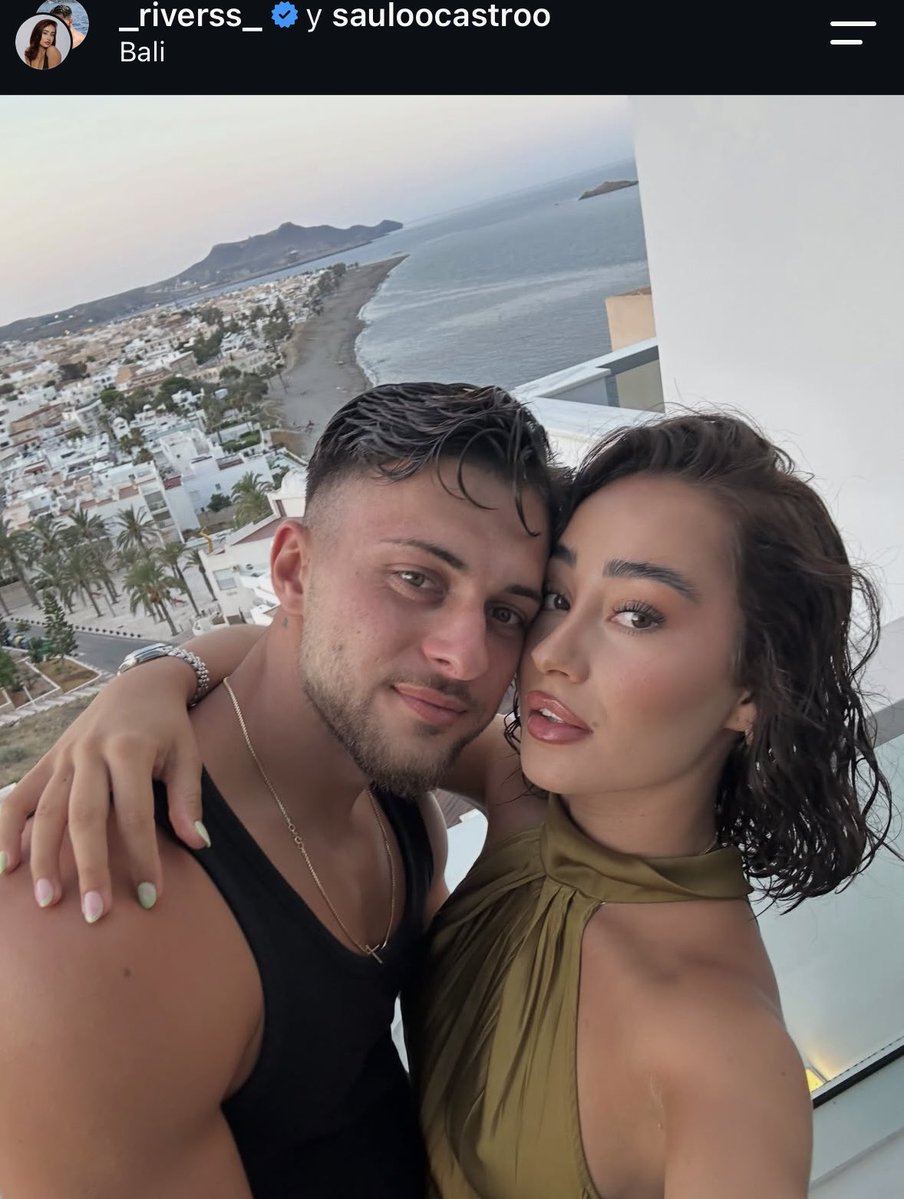 adrifdzzzzzz's tweet photo. La Rivers y su novio nuevo no van a tener que preocuparse por el nombre de su hija 

El tio tiene este paronama en seguidos 

Así tienen para elegir juntos cuál le gusta más de todos los nombres que hay https://t.co/RDKYvhhwLr