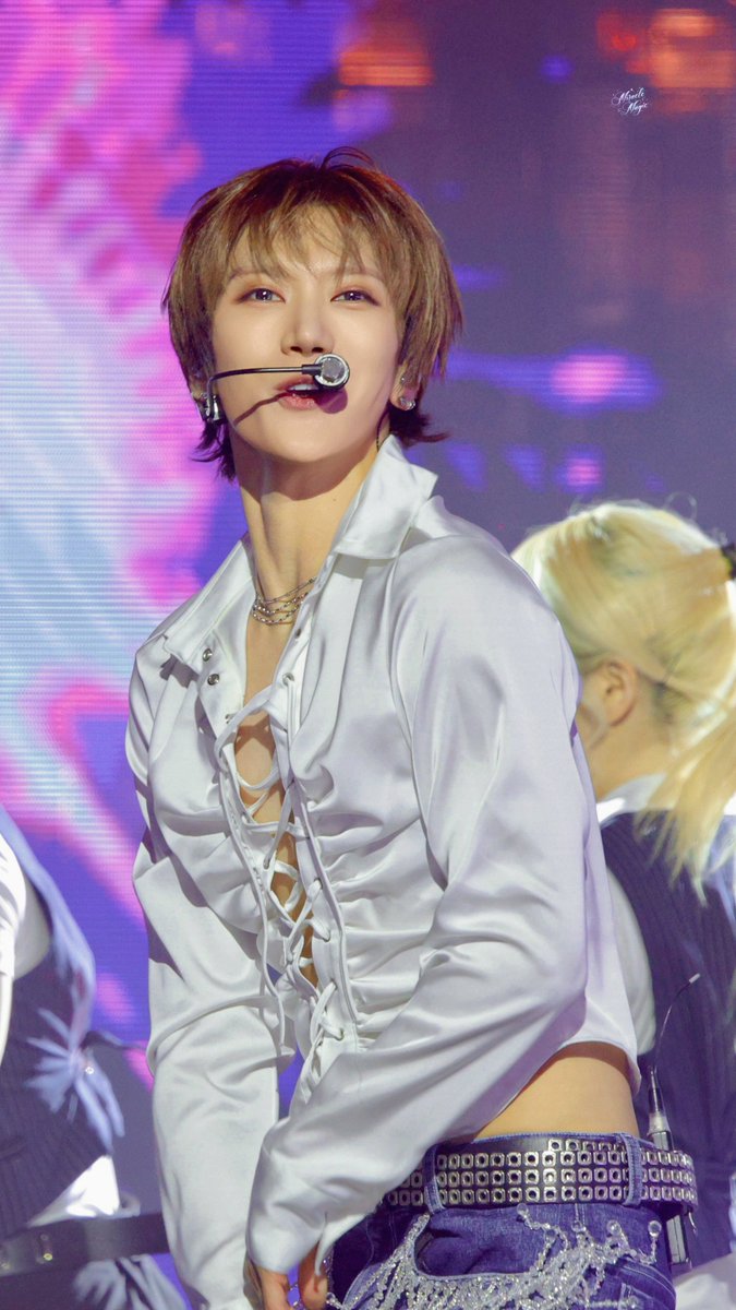misskloss_1001's tweet photo. That white shirt was NOT innocent

#TENatSummerSBSGYDJ2026 https://t.co/qE179CJOQ0