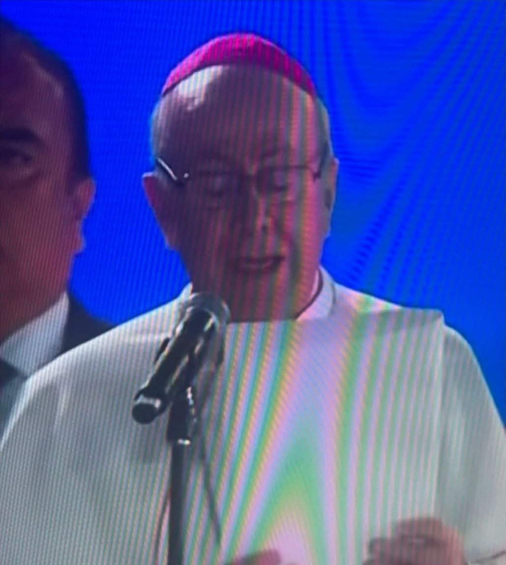 CamiloRuizL's tweet photo. @lcvelez Pero si se exalto el abuso sexual por parte de la iglesia católica a menores de edad, ahi estuvo el representante José Roberto Ospina  denunciando por abuso sexual.

Pero eso es paisaje para ustedes porque viene con la bendicion y la patria milagro. https://t.co/vnNiMSppAB
