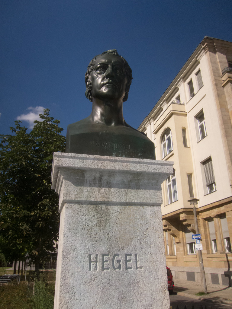 niklasgv's tweet photo. Hegel era el que afirmaba que, en ausencia de un Estado moral, "sólo nos queda el Derecho." https://t.co/FjDUR2Vkpe