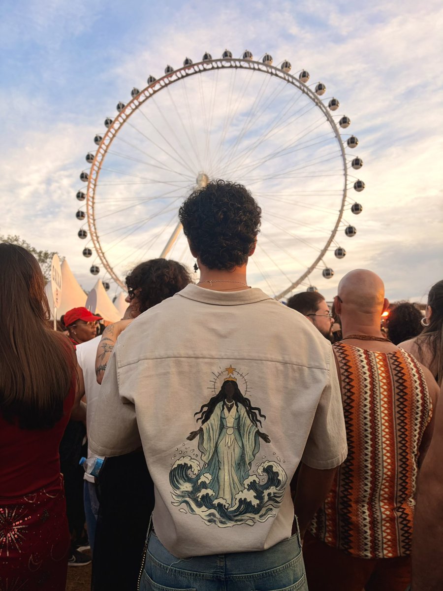j4nthon's tweet photo. totalmente equilibrado com essa camisa que pintei para a equilibrivm tour 🪔🕯️📿🌹🔥🌞🌝🌘 🐟
@Anitta https://t.co/V9Lgfp5nvU