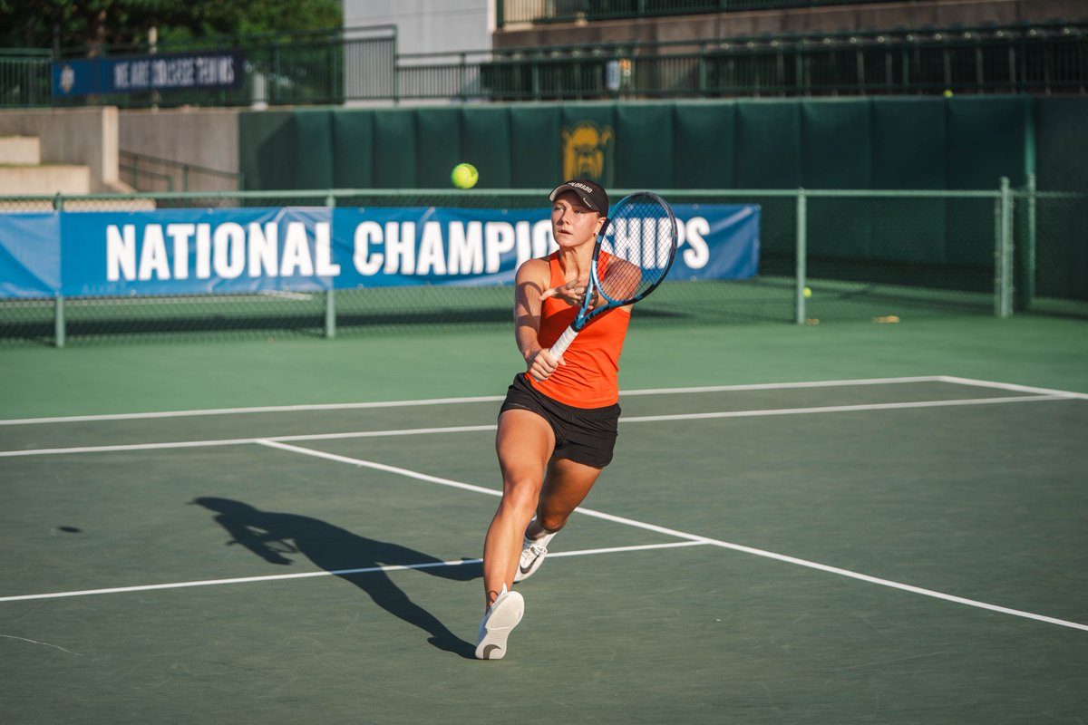 ITA_Tennis's tweet photo. And Then There Were Eight π±
The quarterfinalists are now set for women's singles at the ITA National Summer Championships powered by WTN! Quarterfinal matches will begin in just over an hour!
π https://t.co/X0G2J2qd3v (Draws)
#WeAreCollegeTennis | #ITASummerSeries