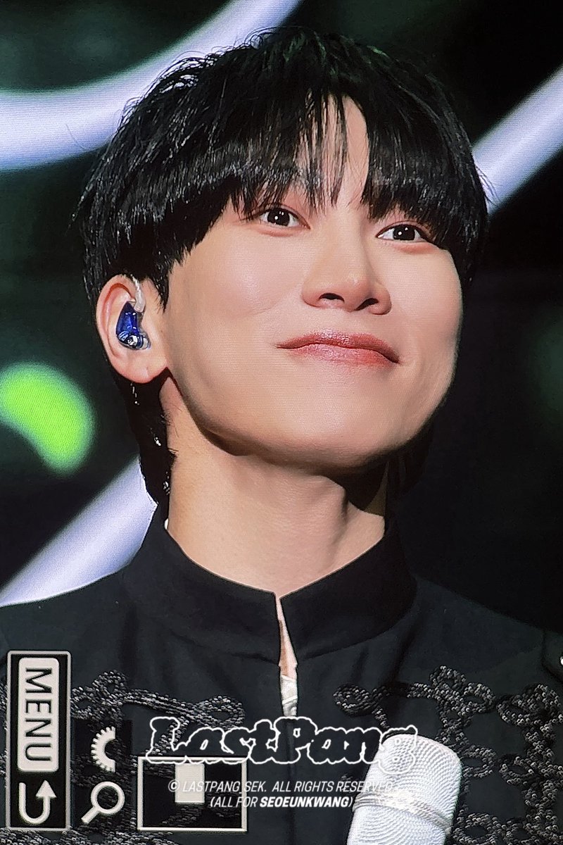 LASTPANG_SEK's tweet photo. [프리뷰]260809 MY PAGE 홍콩
뒷머리 너무 긴거 같애
#서은광 #은광 #SEO_EUNKWANG #btob #비투비 #은광이가지켜보고있다
@BTOB_SEKwang https://t.co/PjRyk2P4tK
