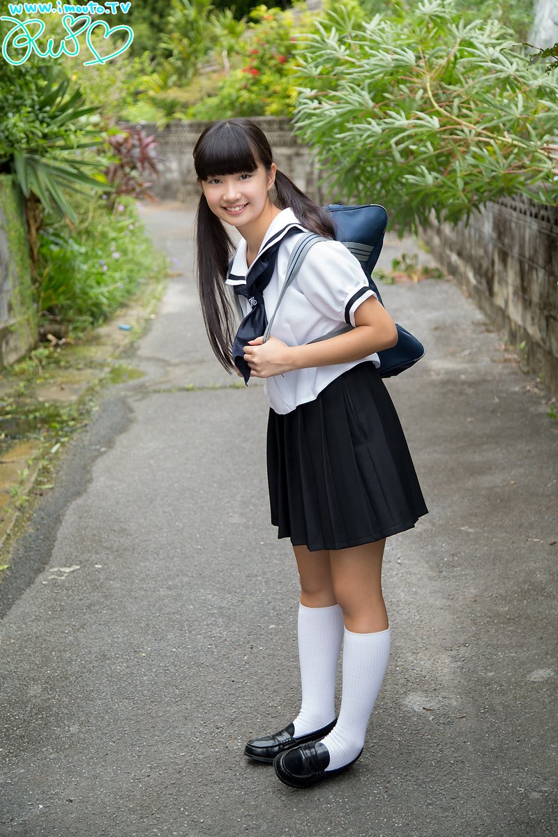 AIdolmaster2's tweet photo. Rei is the definition of beauty 😉
Fan account 😛
#黒宮れい https://t.co/4HMydy6wPt