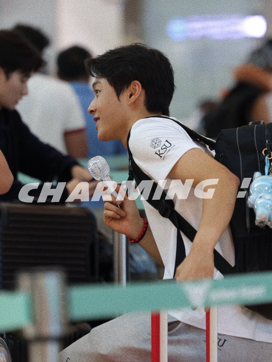 charming06__'s tweet photo. 260809 전지훈련 출국
#쇼트트랙 #이규호 https://t.co/ci0jObt7Dl