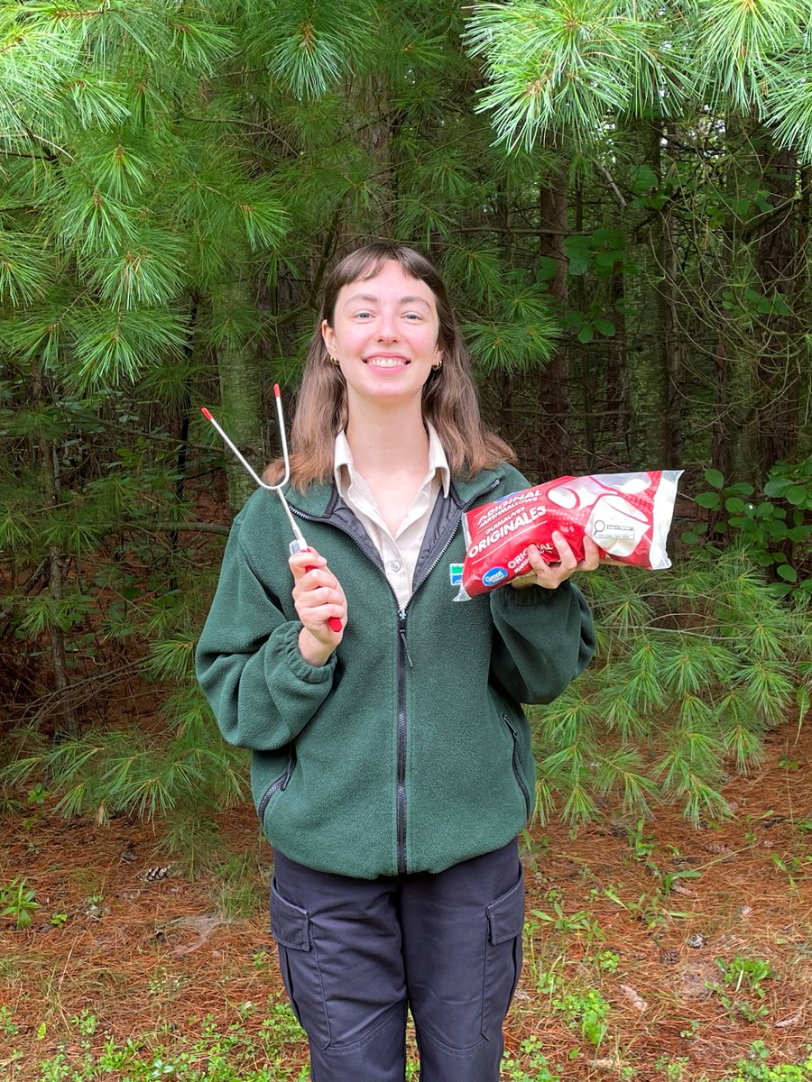RideauRiverPP's tweet photo. Staff Sunday! 

Name: Amelia 
Department: Gate 
Years in Parks: 2 
Recommendation for visitors: Grab some marshmallows, sit by the campfire and enjoy some s'mores!🍫🔥 https://t.co/YepInGRGE2