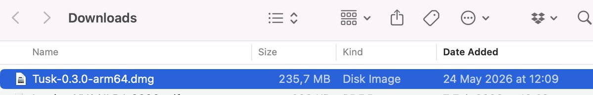 KIZO_ES's tweet photo. Using my wife's old laptop now for social media, to not get distracted on my main machine.
Just saw this and got sentimental. 

2.5 months ago Tusk was on version 0.3.0. The beta release. Now it's 1.2.2 and almost unrecognizable from back then. Progress is iterative. https://t.co/nWp44QzNfd