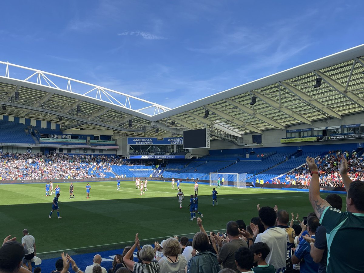 CParkerTurner's tweet photo. Busy weekend spent at the Amex Stadium covering #BHAFC men’s and women’s pre-season friendlies. 

Four pieces live and available to read now on @TheBrightonBase, with another to follow with quotes from Dario Vidošić. https://t.co/naEQwlaxt3