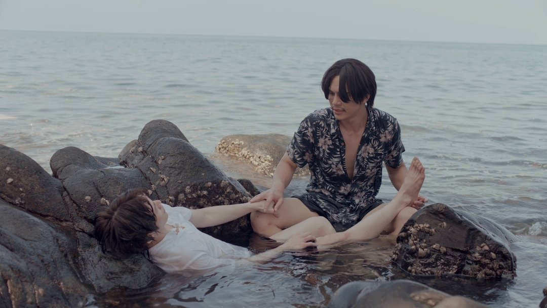 YourThirdSeries's tweet photo. ระหว่างน้องแจมโดนหอยเม่น กับคุณสามโดนหยิก ทุกคนว่าอันไหนเจ็บกว่ากันคร้าบเนี่ย 🤣

YOUR THIRD SERIES EP3
#ที่สามของเธอEP3 https://t.co/AjtzNDts9i