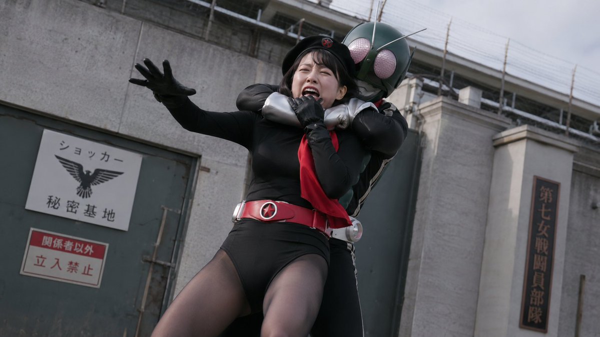 female_combat12's tweet photo. 警備中に背後から襲われるシチュエーションが好みです。
#女戦闘員 https://t.co/D5xPTiMAQe