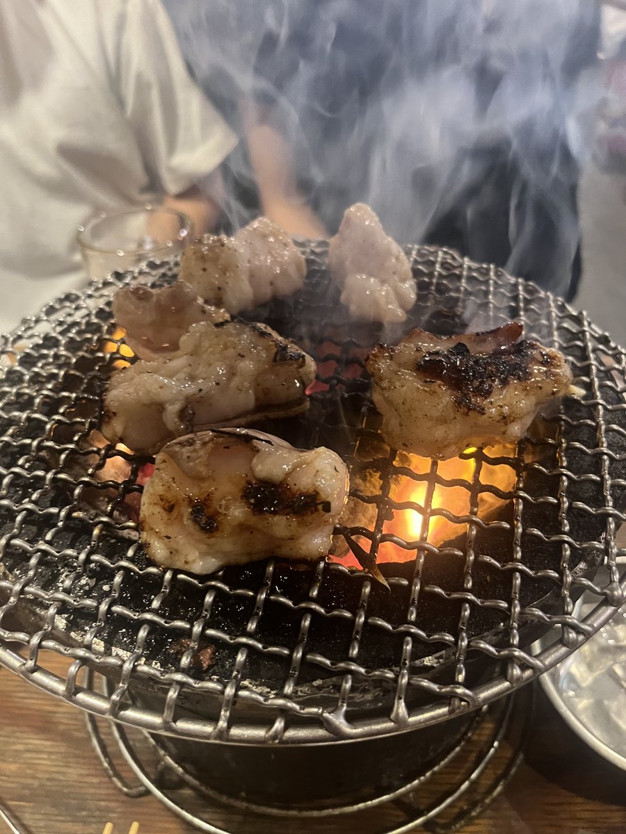 miovmax's tweet photo. 休日出勤後のホルモンうますんぎ https://t.co/z3XiXhBSW0