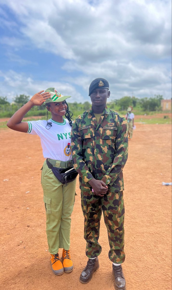 faith_techie's tweet photo. Have you have served your country Nigeria 🇳🇬???

If yes, quote with a pics of you in 7/7 https://t.co/kVRXP6Dnp0